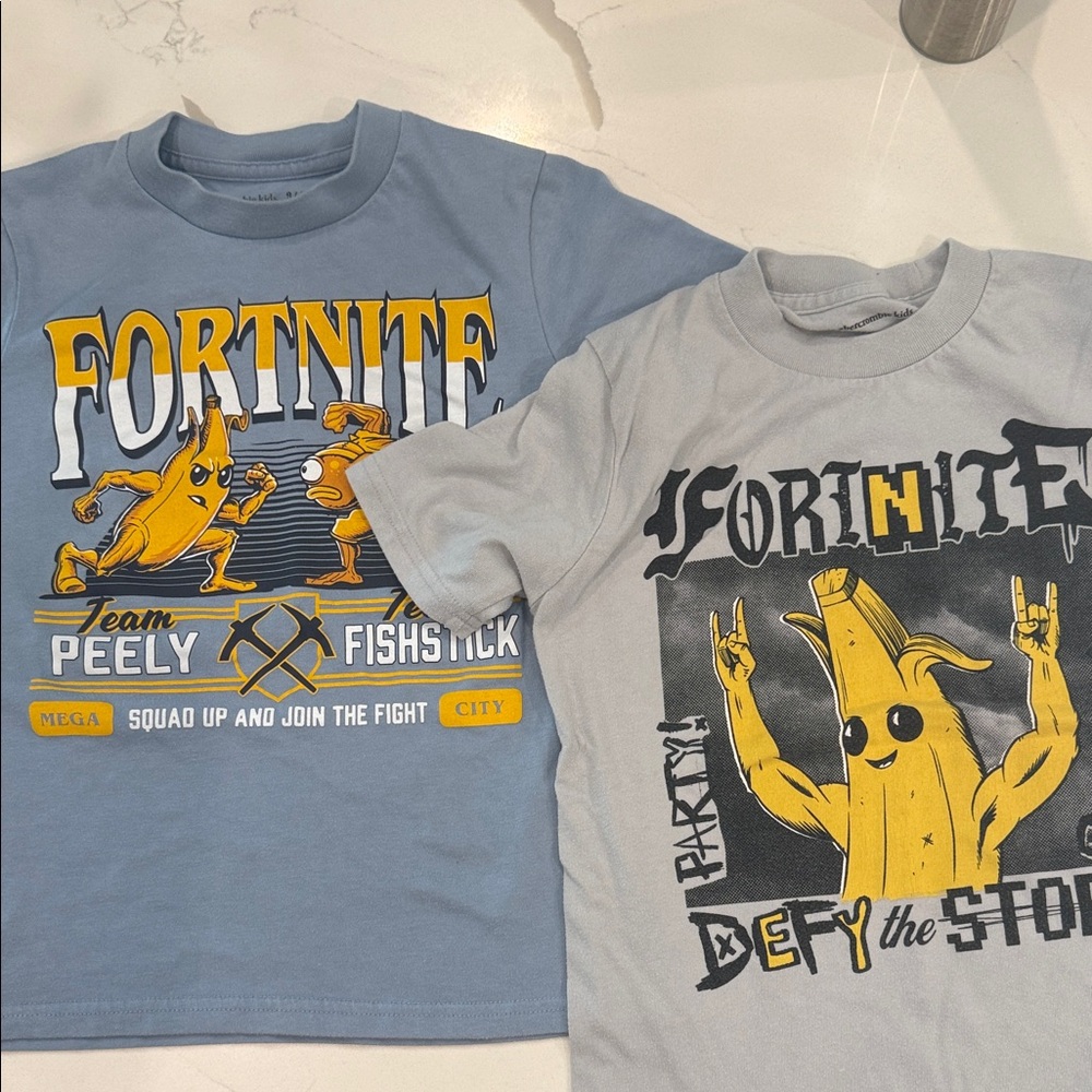 Abercrombie kids 9/10 Fortnite shirts (2)